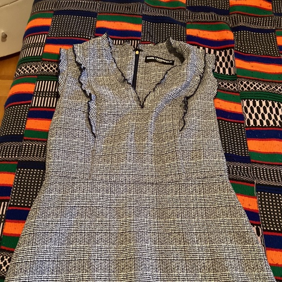 Karl Lagerfeld dress - Picture 5 of 9